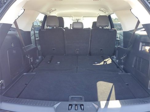 Used 2025 Ford Explorer Active w/ Active Comfort Package image 8