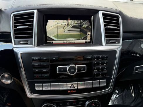 Used 2016 Mercedes-Benz GL 63 AMG 4MATIC image 32