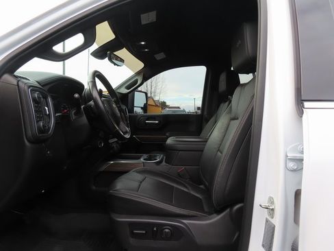 Used 2020 Chevrolet Silverado 3500 High Country w/ Z71 Off-Road Package image 14