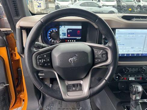 Used 2021 Ford Bronco Wildtrak image 26