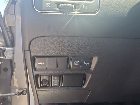 Used 2017 Nissan Armada Platinum w/ Captain Seat Package AWD/4WD image 20