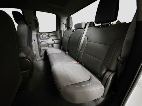 Used 2022 Chevrolet Silverado 1500 Custom image 22