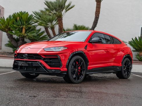 Used 2022 Lamborghini Urus AWD/4WD image 10