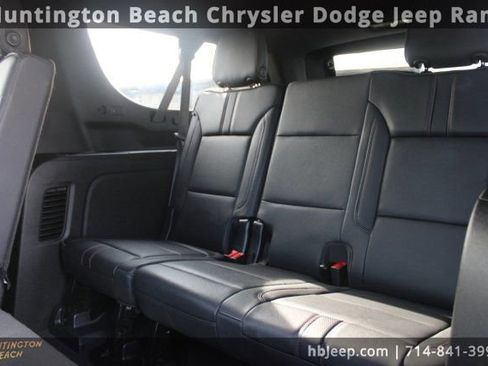 Used 2024 Chevrolet Suburban RST w/ Luxury Package image 37