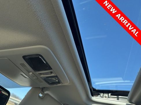 Used 2015 Subaru Forester 2.5i Limited image 12