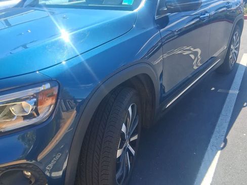 Used 2022 Mercedes-Benz GLB 250 image 2