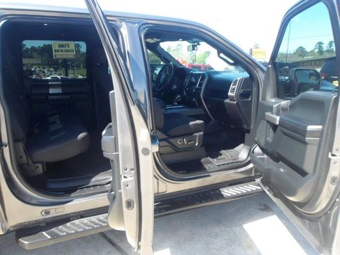 Used 2016 Ford F150 XLT w/ Equipment Group 302A Luxury image 6