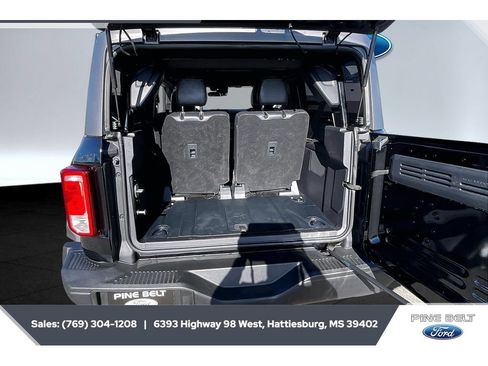 Used 2024 Ford Bronco Black Diamond w/ Sasquatch Package AWD/4WD image 21