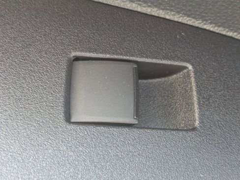 Used 2026 Toyota Corolla SE image 25