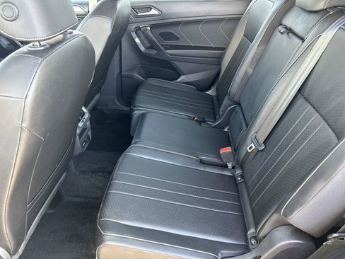 Certified 2023 Volkswagen Tiguan SE image 14