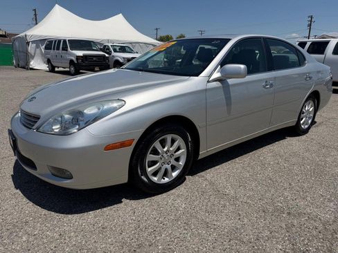 Used 2003 Lexus ES 330 FWD image 12