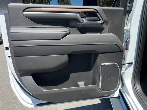 Used 2025 Chevrolet Silverado 2500 LT w/ Convenience Package AWD/4WD image 24