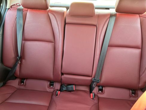 Used 2025 MAZDA MAZDA3 s image 38