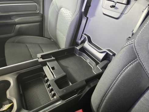 Certified 2025 RAM 1500 Big Horn AWD/4WD image 29