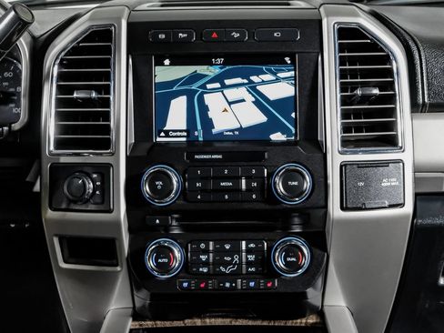 Used 2017 Ford F350 Lariat w/ Chrome Package AWD/4WD image 23