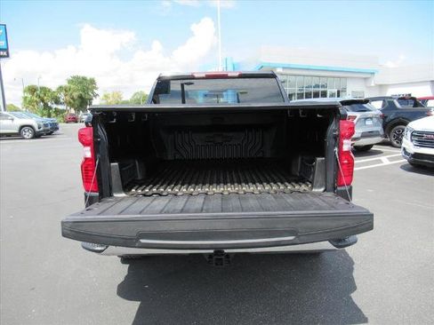 Used 2024 Chevrolet Silverado 1500 LT image 8
