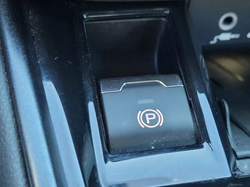 Used 2024 Subaru Outback Wilderness image 22