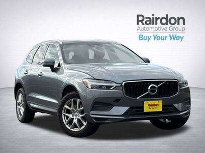 Used 2020 Volvo XC60 T5 Momentum w/ Protection Package