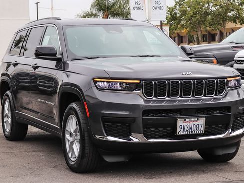 Used 2025 Jeep Grand Cherokee L Laredo RWD image 3
