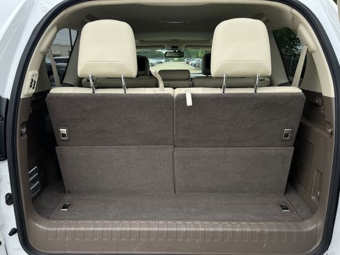 Used 2013 Lexus GX 460 w/ Comfort Plus Pkg AWD/4WD image 30