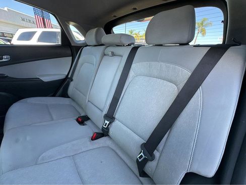 Used 2022 Hyundai Kona SEL w/ Convenience Package image 9