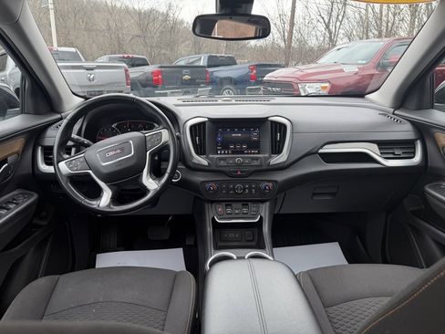 Used 2020 GMC Terrain SLE w/ Driver Convenience Package image 17