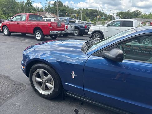 Used 2006 Ford Mustang Coupe image 4