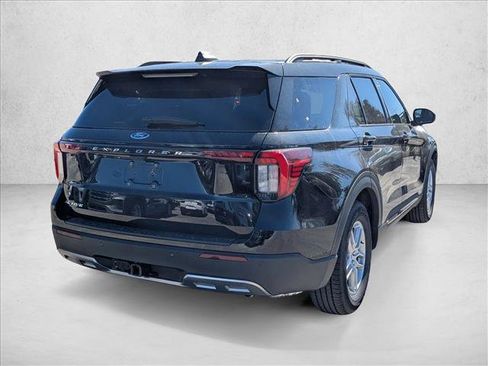 New 2026 Ford Explorer Active w/ Active Comfort Package RWD image 2