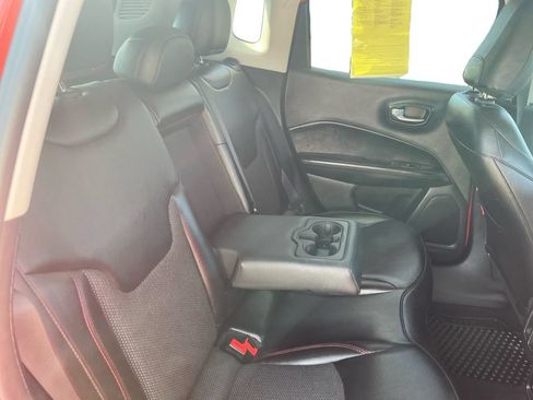 Used 2020 Jeep Compass Trailhawk AWD/4WD image 20