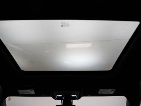 Used 2023 Chevrolet Blazer RS w/ Enhanced Convenience Package FWD image 27