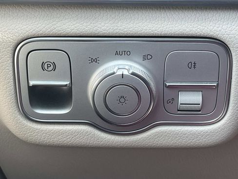 Certified 2025 Mercedes-Benz GLE 350 4MATIC image 24