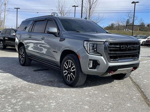 Used 2024 GMC Yukon XL AT4 w/ AT4 Premium Package image 7