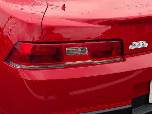 Used 2015 Chevrolet Camaro LS RWD image 11