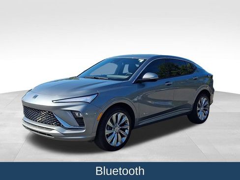 Used 2025 Buick Envista Avenir FWD image 4