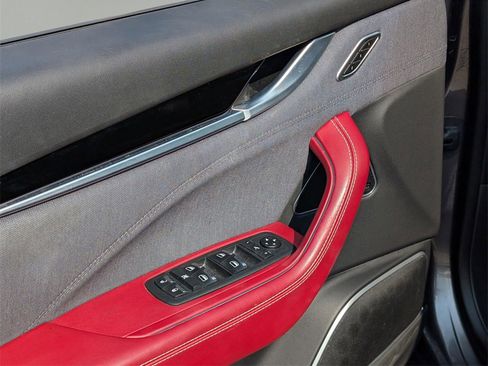 Used 2022 Maserati Levante GT image 18