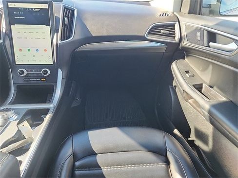 Certified 2022 Ford Edge SEL w/ Convenience Package image 10
