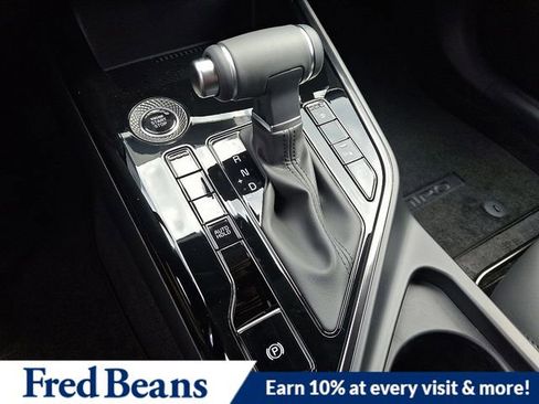 New 2025 Kia Niro EX image 10