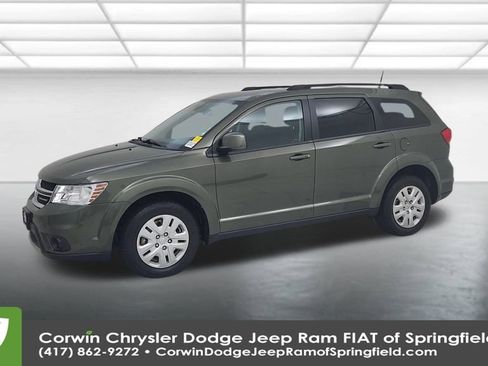 Used 2019 Dodge Journey SE image 7