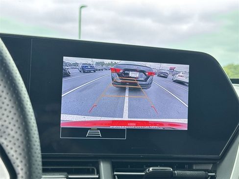 Used 2024 Chevrolet Trax RS w/ Driver Confidence Package image 23