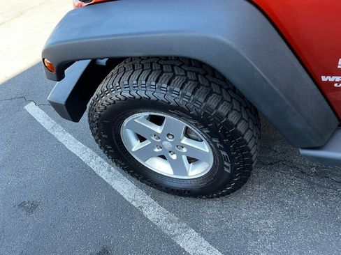 Used 2014 Jeep Wrangler Unlimited Sport w/ Quick Order Package 24S AWD/4WD image 14