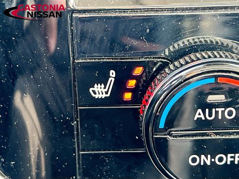 Used 2023 Nissan Rogue SL w/ SL Premium Package image 27