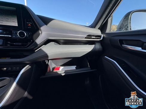 Certified 2025 Toyota Highlander XSE image 23