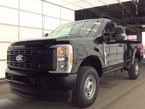 Used 2026 Ford F250 XL AWD/4WD image 1