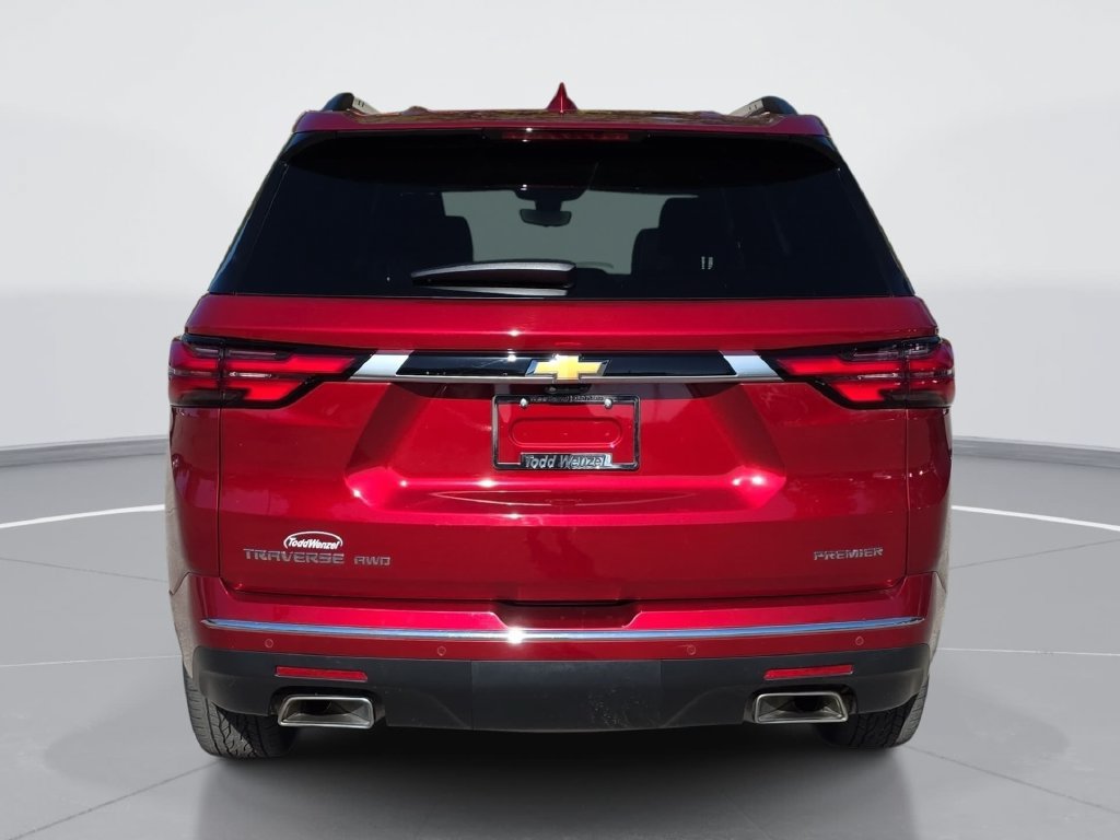 Used 2023 Chevrolet Traverse Premier AWD/4WD image 5