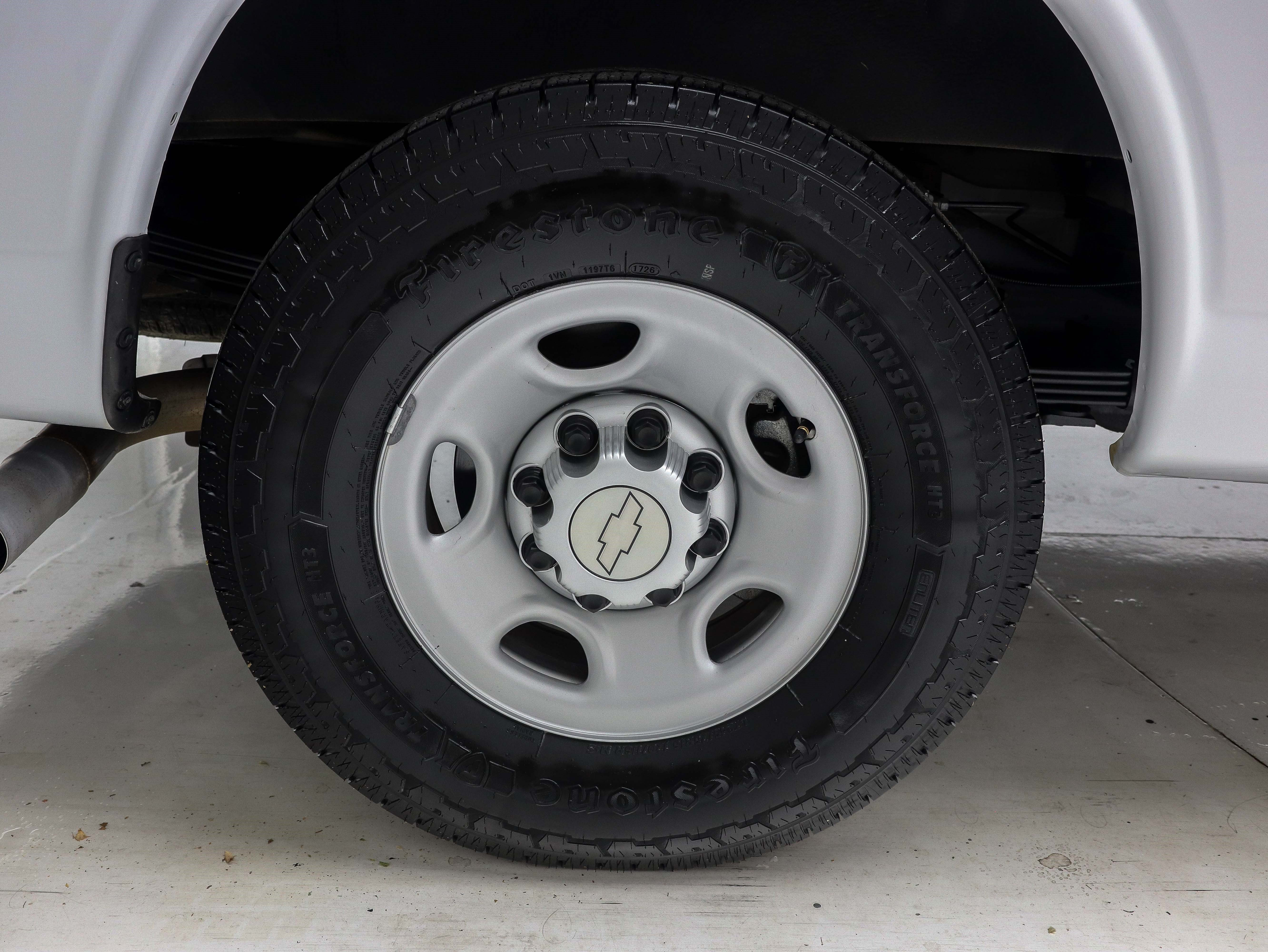 Used 2019 Chevrolet Express 3500 LS RWD image 28