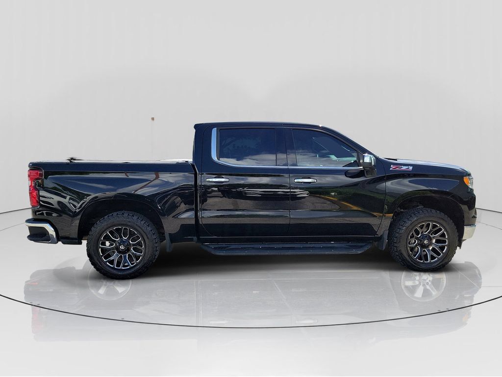 Used 2022 Chevrolet Silverado 1500 LTZ w/ Technology Package AWD/4WD image 8