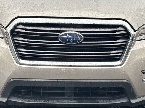 Used 2019 Subaru Ascent Limited w/ Popular Package #2A image 9