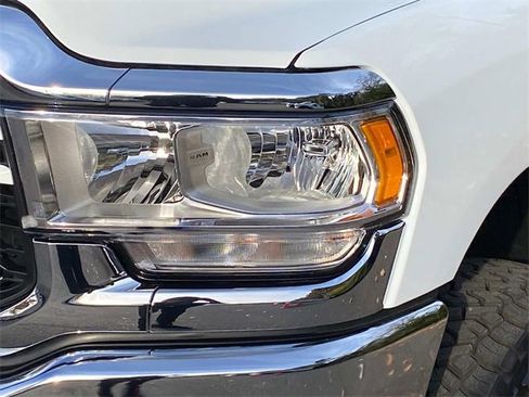 Used 2024 RAM 3500 Tradesman w/ Chrome Appearance Group image 5