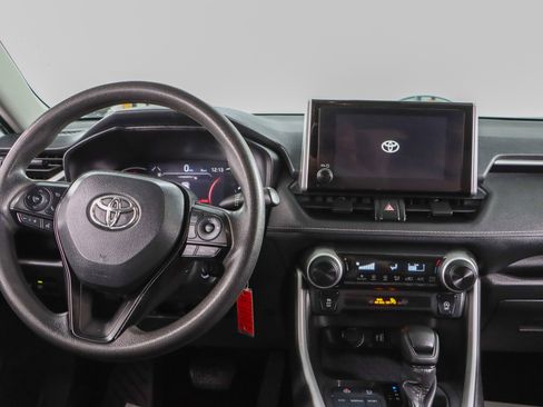 Used 2024 Toyota RAV4 LE AWD/4WD image 17