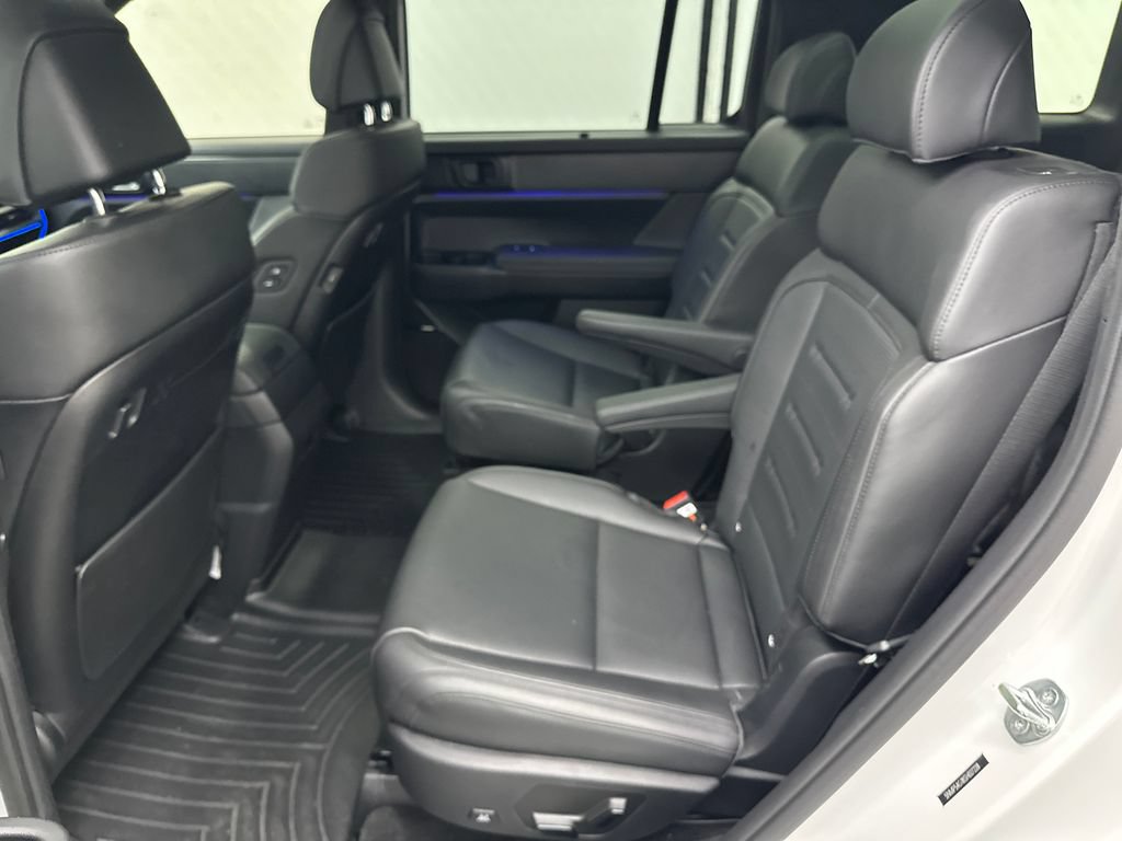 Used 2025 Hyundai Santa Fe Calligraphy FWD image 25